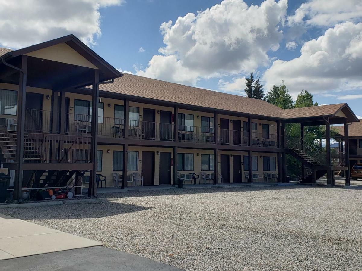 Red Bear Inn إنيس المظهر الخارجي الصورة